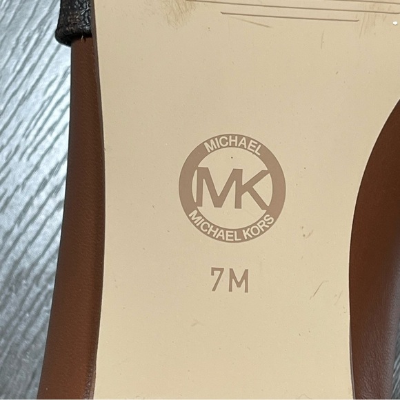 MICHAEL KORS RORY LEATHER AND LOGO LOAFER Flats Size 7 - Picture 7 of 7
